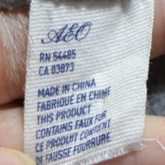 American Eagle Outfitters Woman's Gray Knit Faux Fur Trapper Hat - Picture 6 of 8